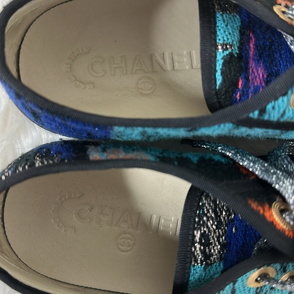 CHANEL Interlocking CC Multicolor Tweed Sneakers 38 - Picture 5 of 11